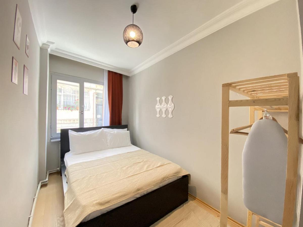 Charming Flat With Balcony In Sinanpasa Besiktas Istanbul Exterior photo