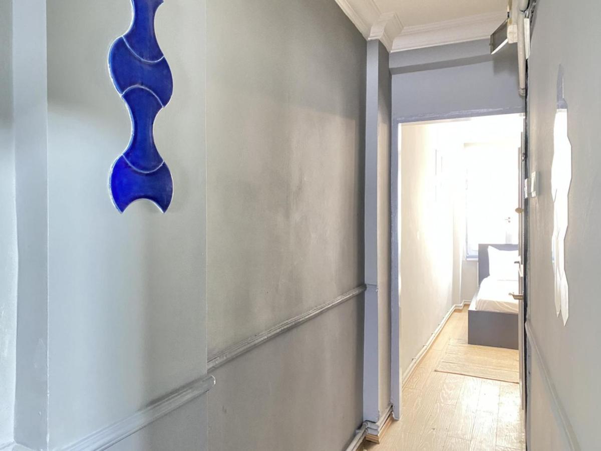 Charming Flat With Balcony In Sinanpasa Besiktas Istanbul Exterior photo